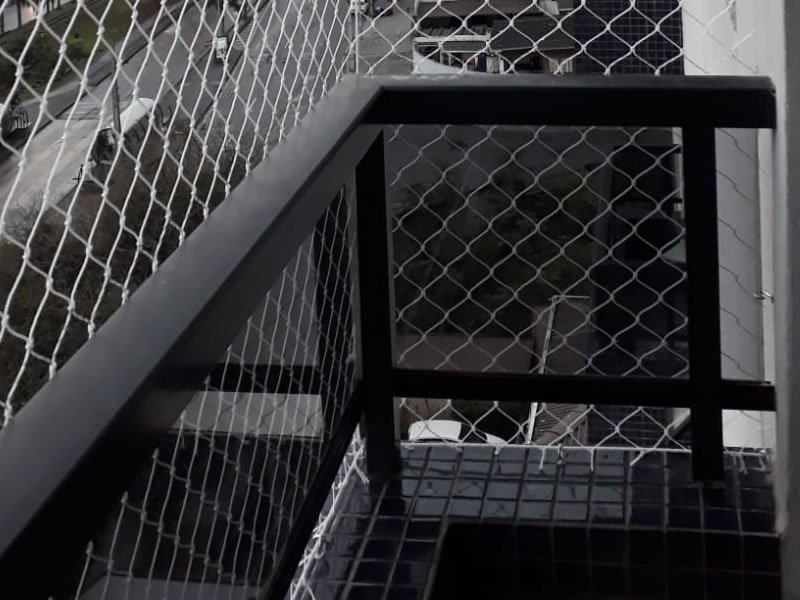 Instalação de rede de segurança em Parque Una, Pelotas